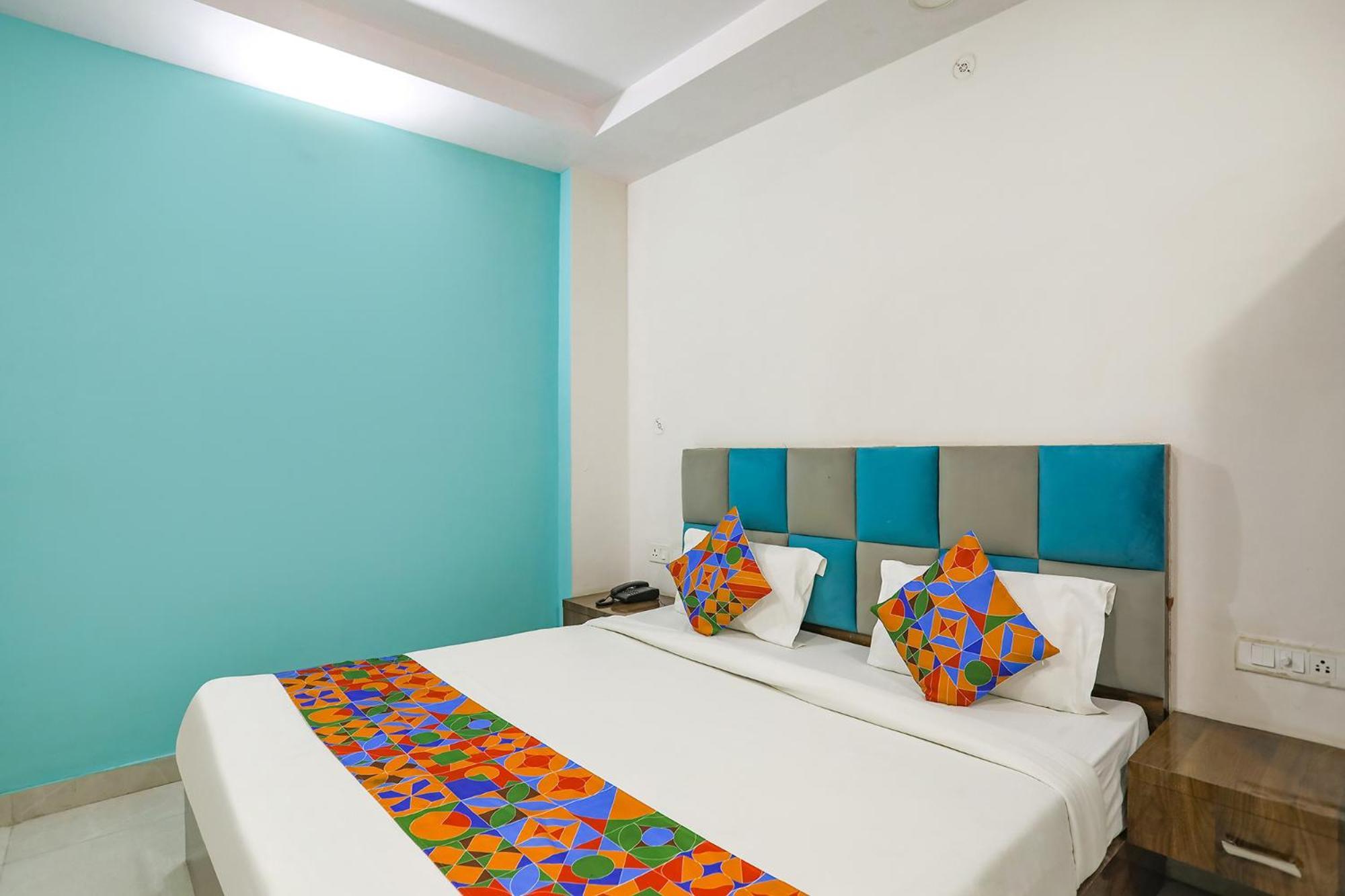 Fabhotel Sm Palace Chinhat Zewnętrze zdjęcie