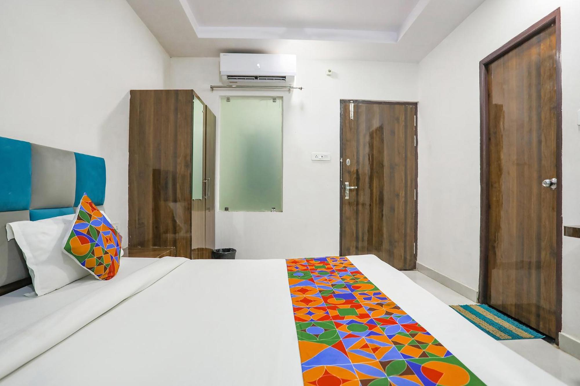 Fabhotel Sm Palace Chinhat Zewnętrze zdjęcie